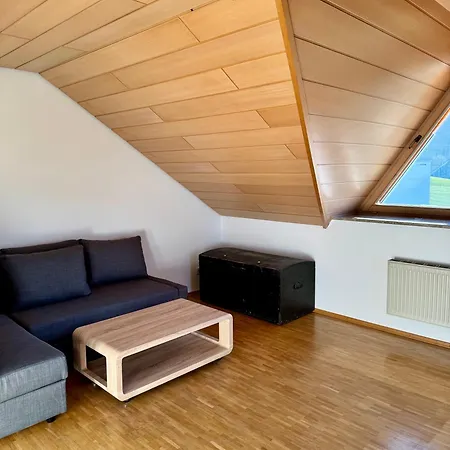 Apartmán Grosszuegiges Mit Tollem Ausblick Aalen
